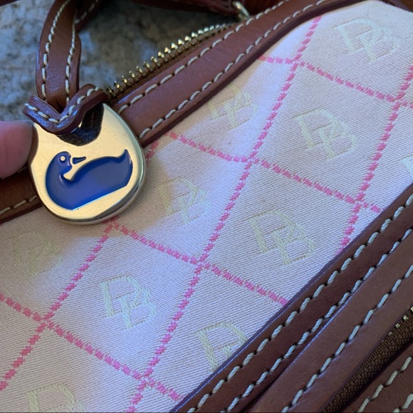 Dooney & Bourke Bag with Matching Wallet - Picture 3 of 12